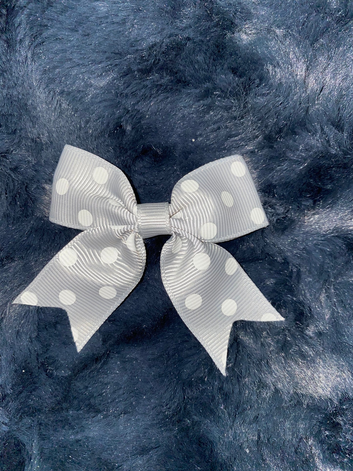 Traditional Single Loop Grosgrain Polka Dot Bow