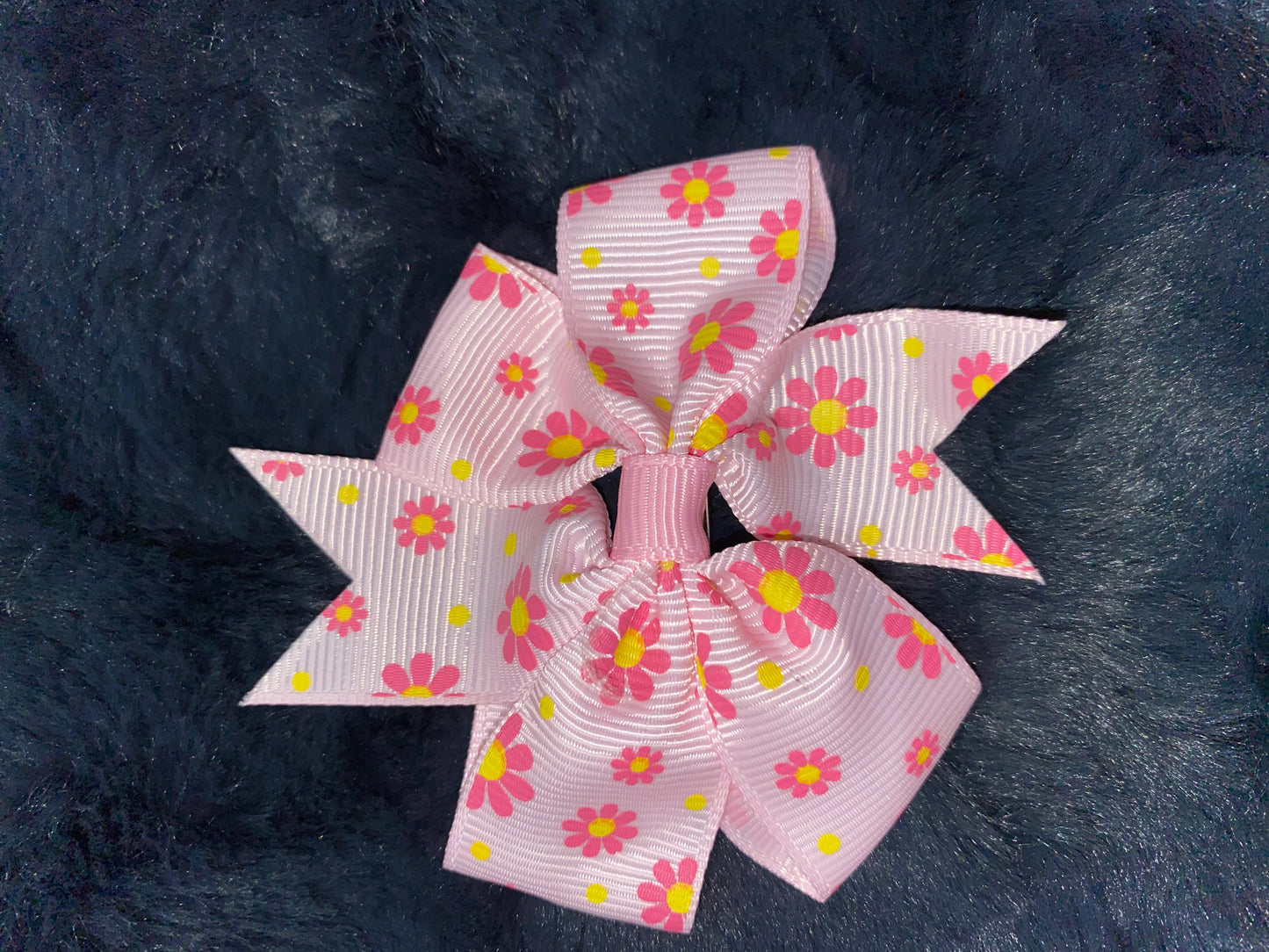 Traditional Double Loop Grosgrain Polka Dot Bow